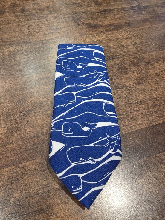 Vineyard Vines Other - Vineyard Vines Martha's Vineyard  Blue and White Large Whale Pattern
